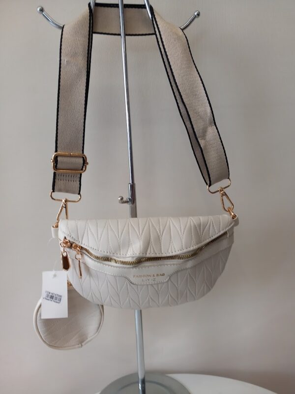 Crossbody laukku