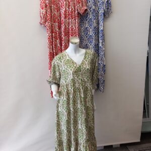 8015 Pitkä mekko