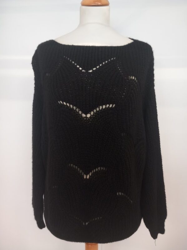 2608 Italy neule - Image 4
